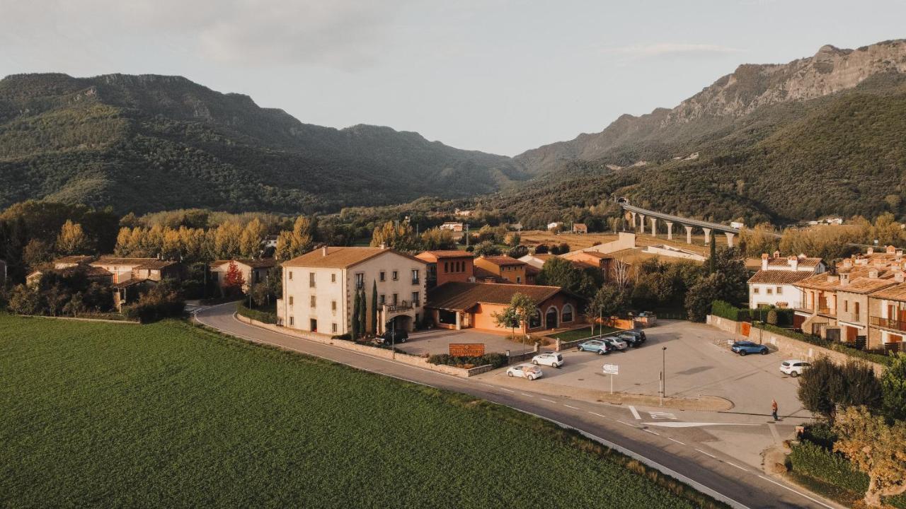 Hotel Vall De Bas Joanetes Bagian luar foto
