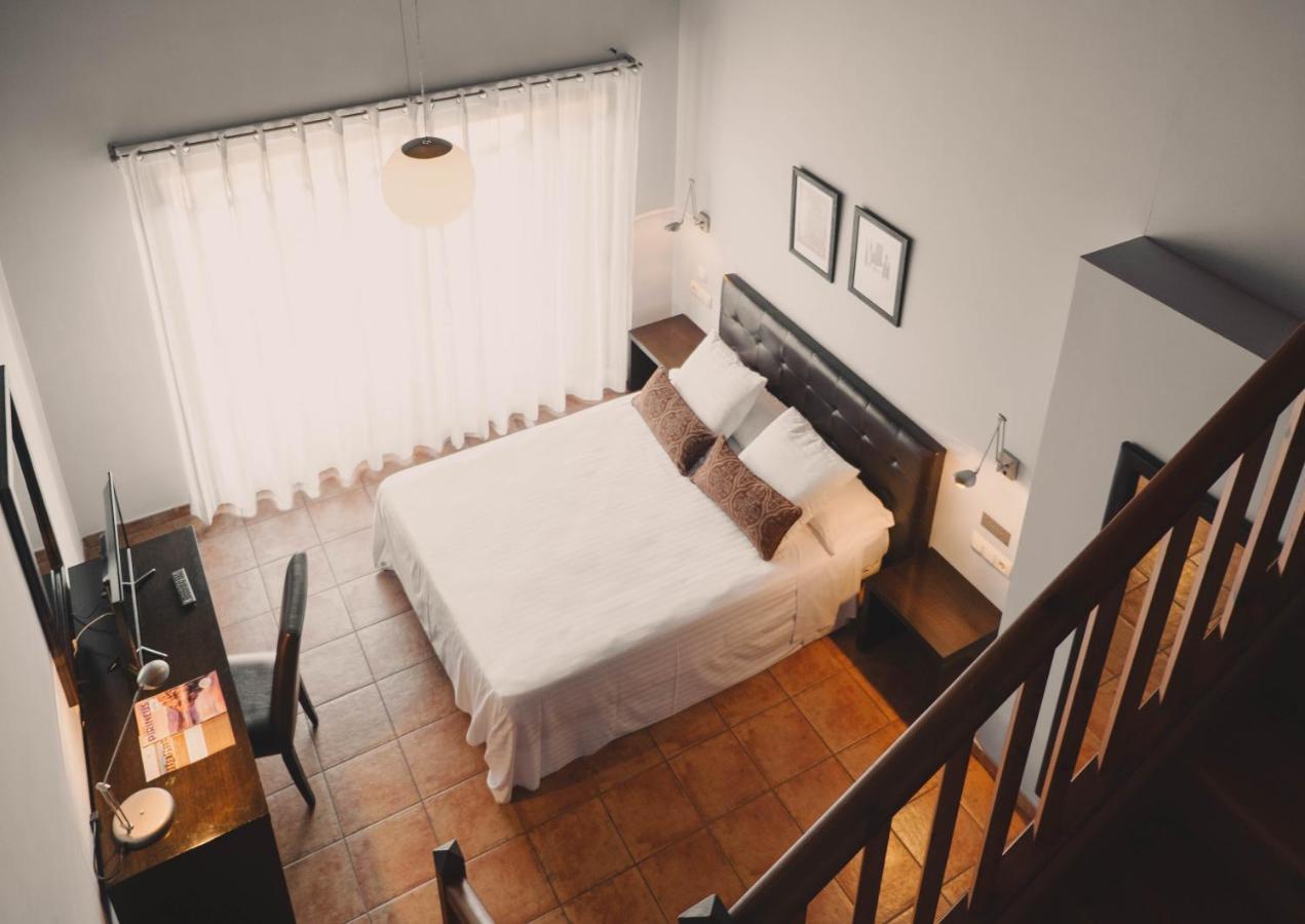 Hotel Vall De Bas Joanetes Bagian luar foto