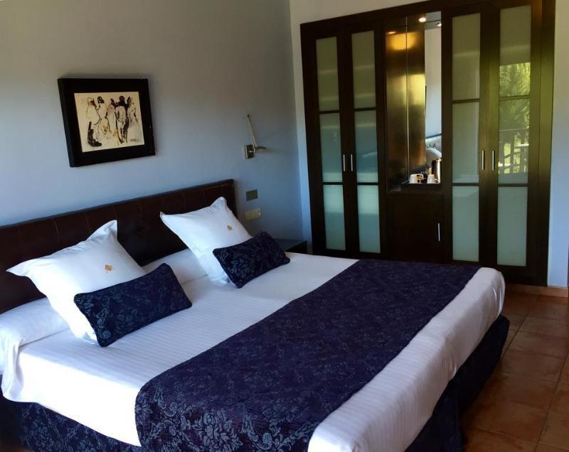 Hotel Vall De Bas Joanetes Bagian luar foto