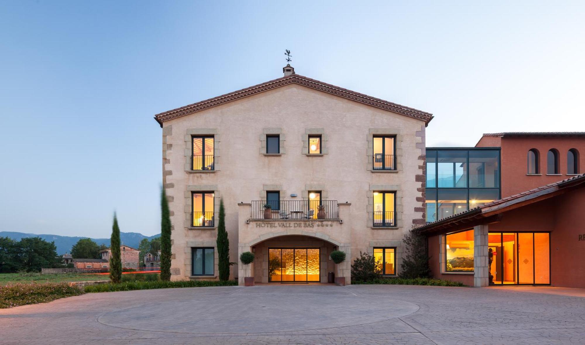 Hotel Vall De Bas Joanetes Bagian luar foto