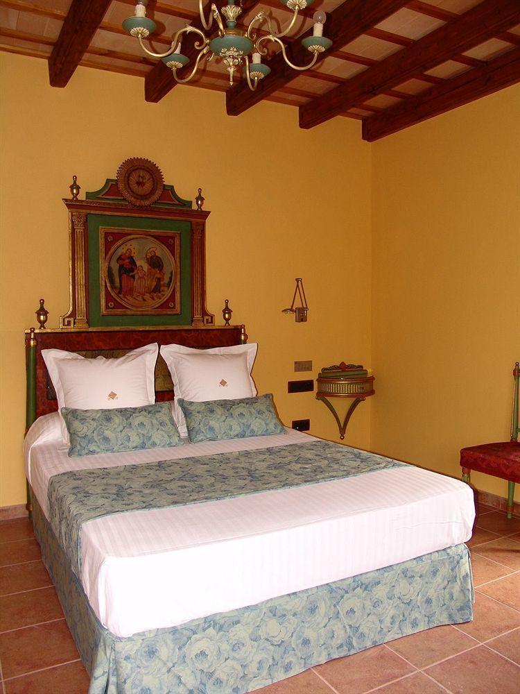 Hotel Vall De Bas Joanetes Bagian luar foto